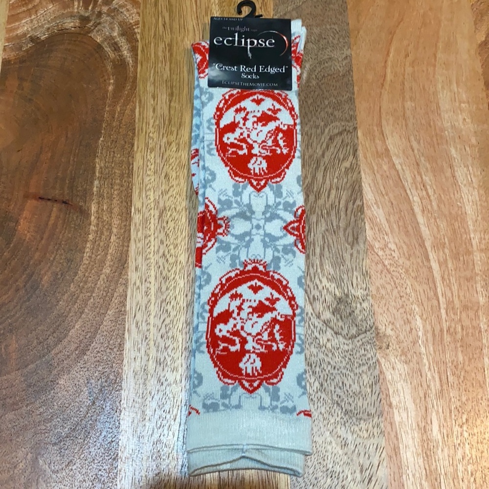 Twilight Saga Eclipse Cullen Crest socks red & gray NWT
